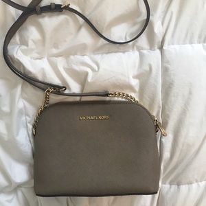 Michael Kors Crossbody Bag